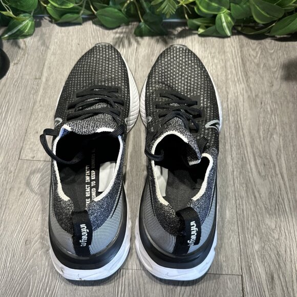 Nike React Infinity Run Flyknit CD4371-012 Black /White Running Men\'s Size 12.5 main image 7
